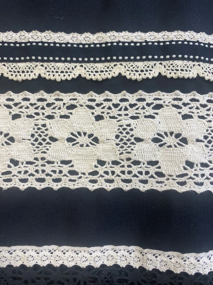 Falda lápiz The Limited negra con encaje para mujer hecha en EE. UU. comprada en 2002 talla 10 Foto 4 de 4