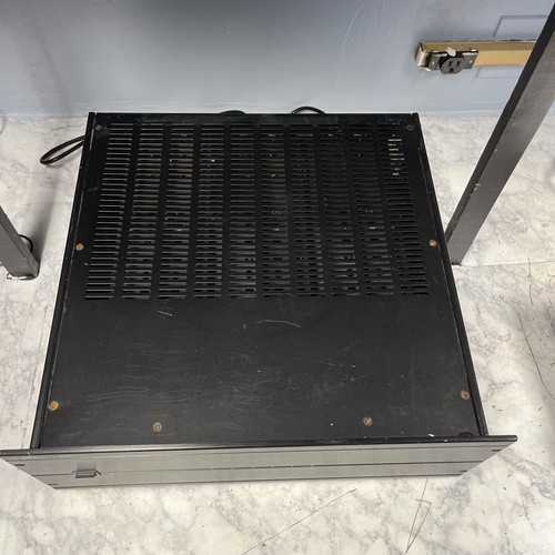 Russound DPA-6.12 12-Channel 6-Zone Power Amplifier. selling as is. READ - Picture 6 of 15