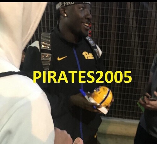 2022-2023 PITT PANTHERS TEAM SIGNED HELMET IZZY ABANIKANDA SLOVIS LOADED JSA COA - Picture 6 of 7