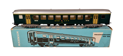 Marklin 4066 - Passenger car 1st class, SBB USED Scale H0 AC