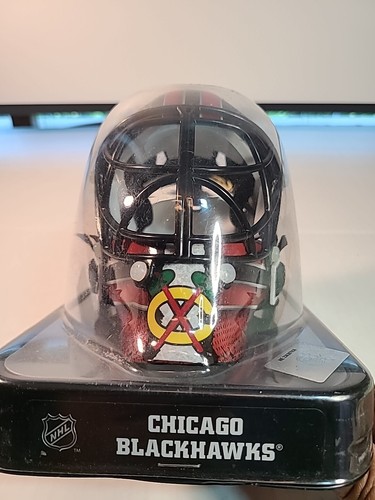 Chicago Blackhawks Unsigned Franklin Sports Replica Mini Goalie Mask 8"x6"x6" - Picture 11 of 14