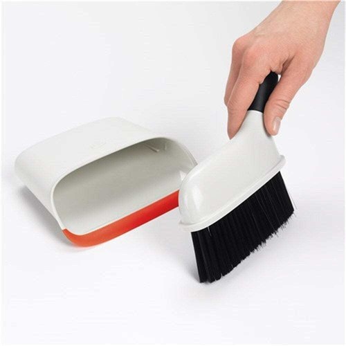 OXO Good Grips Compact Dustpan & Brush Set 30X22.8X6.6cm - Picture 3 of 5