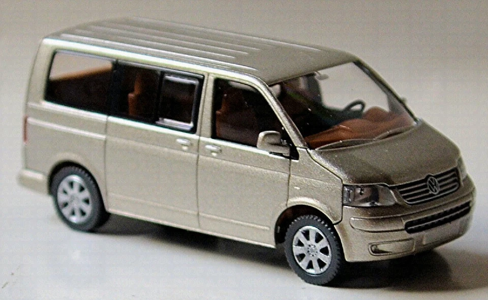 VW T5 Multivan Bus 2003-09 Wheatbeige Beige Metallizzato 1:87 Wiking 0308 04 - Immagine 2 di 4