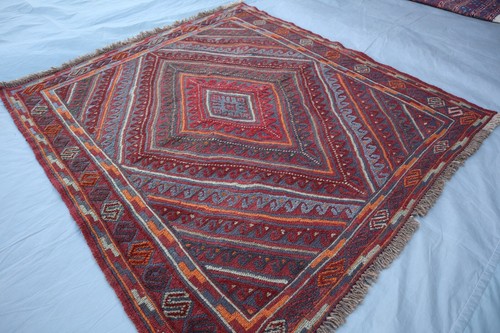 Alfombra de lana tribal afgana vintage 3x4 - Alfombra oriental tejida a mano geométrica roja. - Imagen 4 de 9