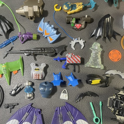 Vintage Batman Action Figures Weapons Accessories Lot 1990’s 2000’s DC Comics - Picture 5 of 11