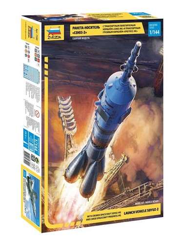 1:144 ZVEZDA #7500 - Launch Vehicle Soyuz-2