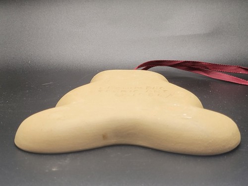 Brown Bag Cookie Art Teddy Bear Mold 1984 Ceramic Stoneware Mold Press Ornament - Picture 4 of 12