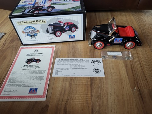 Vintage 1997 Crown Premiums Big Auto Parts 1:6 Scale Pedal Car Bank - Picture 1 of 10