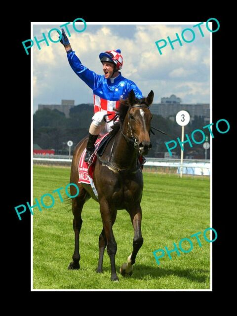 6 X 4 HORSE RACING PHOTO OF GLENN BOSS ON MAKYBE DIVA MELBOURNE CUP WIN 6 X 4 HORSE RACING PHOTO OF GLENN BOSS ON MAKYBE DIVA MELBOURNE CUP WIN