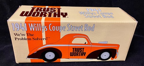 Trust Worthy 1941 WILLYS COUPE STREET ROD 1:24 Scale Die Cast Replica - Picture 7 of 11