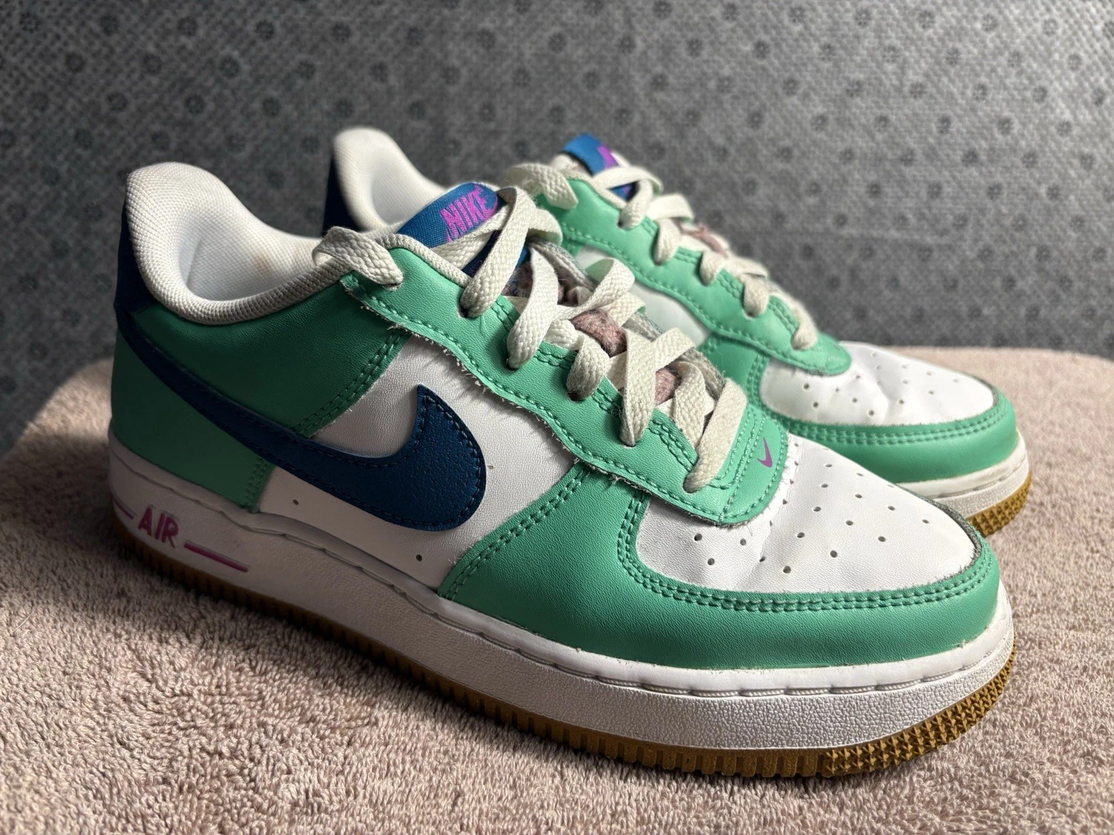 Nike Air Force 1 Low LV8 Play GS FJ4613 100 giovani taglia 5 anni colorate