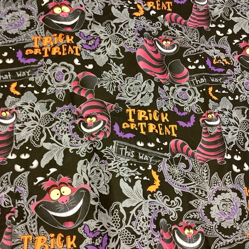 NWT WOMEN'S DISNEY HALLOWEEN CHESHIRE CAT V NECK MOCK WRAP SCRUB TOP SIZE 2XL - Picture 5 of 6