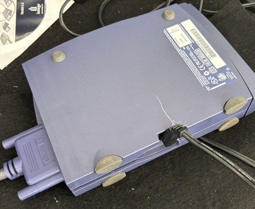 Iomega Zip Drive 250 with original CD and Plugs - Picture 6 of 7