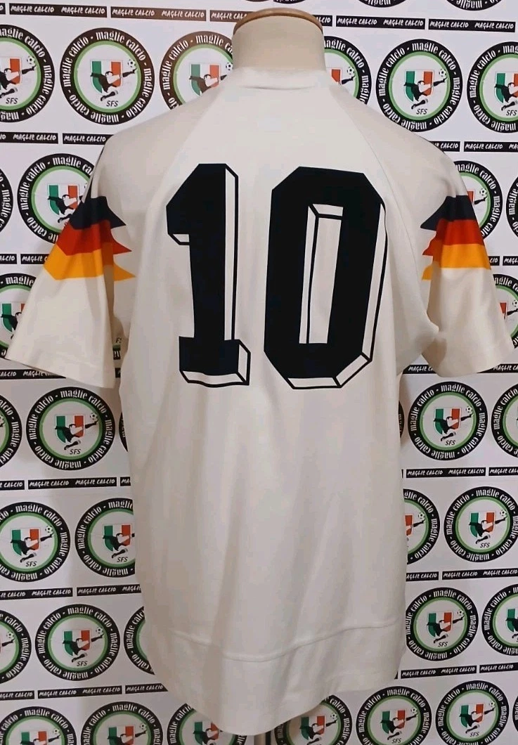 Adidas svela la maglia Home della Germania per EURO 2020