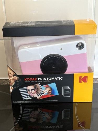 Kodak Printomatic Full-Color Instant Print Digital Camera - Zink 2X3" Paper Reqd - Picture 14 of 19