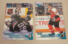 LOT DOMINIK HASEK & ERIC LINDROS 1997-98 PACIFIC HOCKEY EMERALD PARALLEL #39 #88