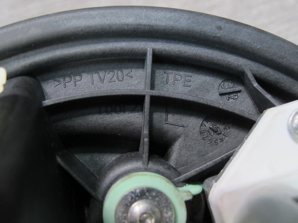 08-13 BMW E82 E88 135I A/C MOTOR VENTILADOR AQUECEDOR AR CONDICIONADO COM RESISTOR FABRICANTE DE EQUIPAMENTO ORIGINAL - Imagem 4 de 4