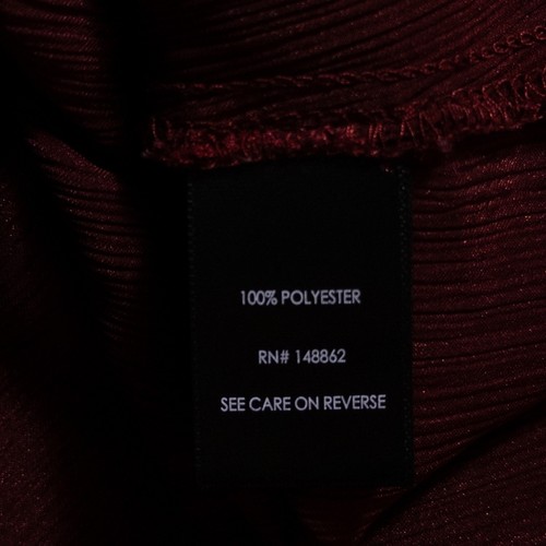 Torrid Größe 3 Satin Neckholder Top Granatrot Urlaub Weihnachten elegant fließend Bluse - Bild 8 von 8