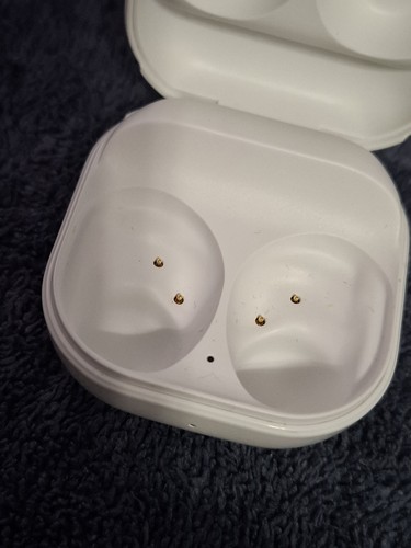 Samsung Galaxy Buds FE True Wireless Earbuds Noise Cancellation SM-R400N White - Zdjęcie 8 z 12