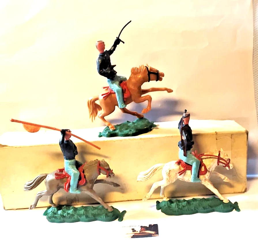 3 Soldatini Toy Soldiers Hong Kong Swoppet Cavalleria Nordista scala 1:32 - Immagine 3 di 3