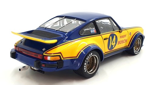 Exoto 1/18 Scale - RLG18097 - Porsche 934 RSR #14 Robert Bosch - Picture 2 of 5
