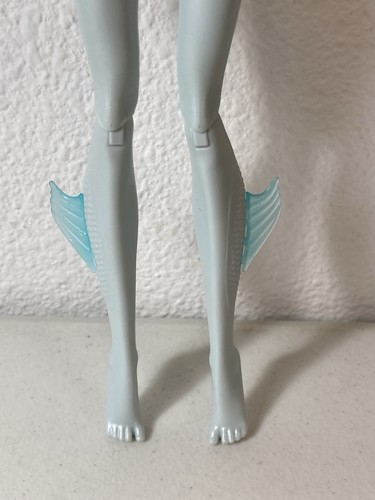 Monster High - ShriekWrecked - 10" Lagoona Blue Puppe - blond, grüne Augen - Bild 6 von 10