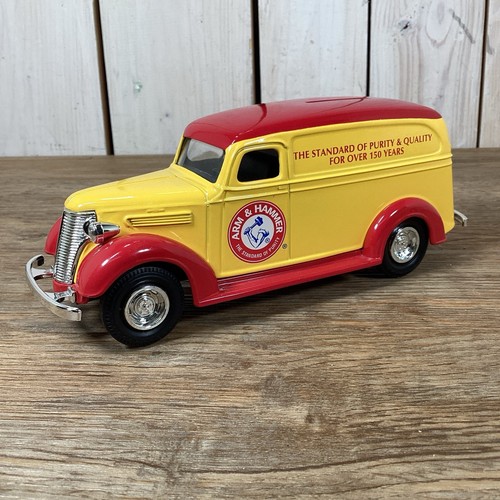 Promotional Die Cast Car Arm & Hammer Bank, 1938 Chevy Panel Van 1:24 Scale - Picture 13 of 13