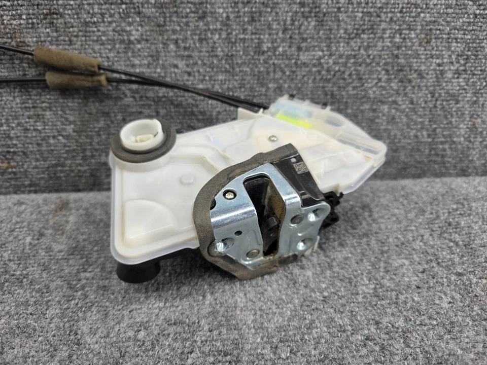 LEXUS 2021-2025 IS350 IS500 IS300 OEM FRONT LEFT DOOR LOCK LATCH ACTUATOR - Image 4 of 4