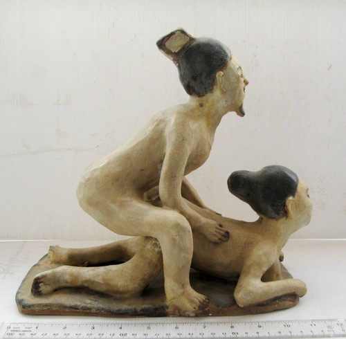 Antigua estatua de fertilidad de cerámica Kalong - Imagen 2 de 5