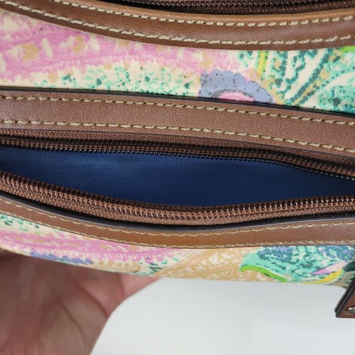 Borsa a tracolla Chaps con stampa paisley pastello - Foto 5 di 11