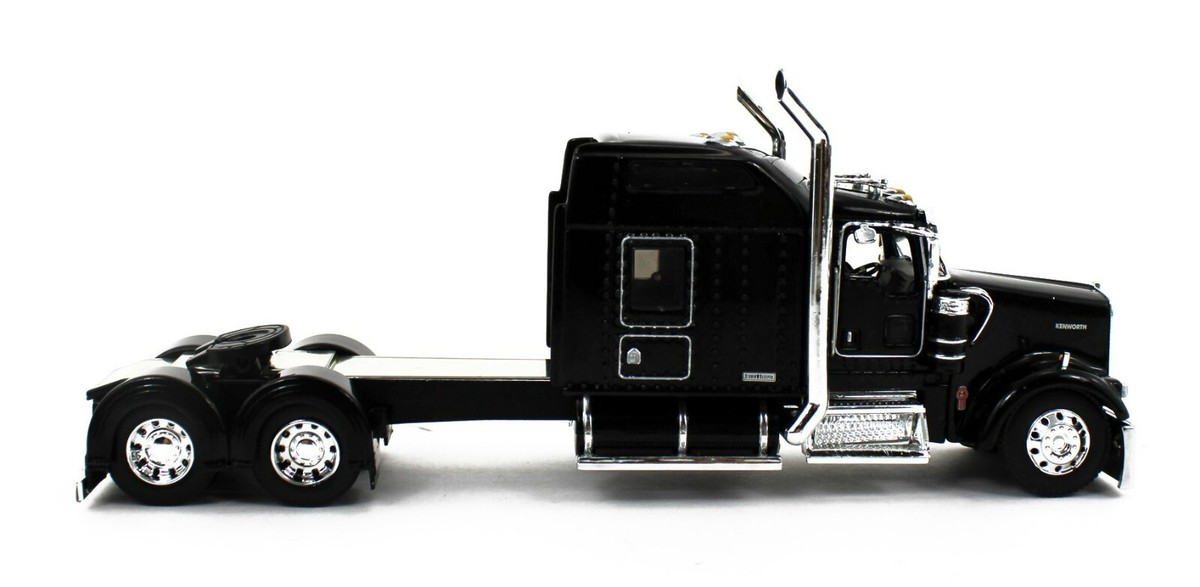 DCP 1:64 *BLACK* Kenworth W900L 86