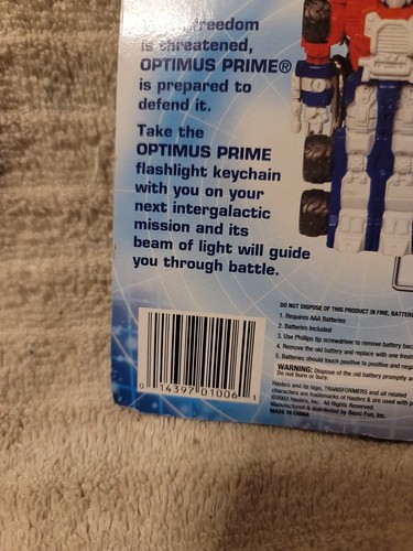 OPTIMUS PRIME Transformers Armada Flashlight Keychain Keyring Basic Fun Retired - Picture 6 of 8