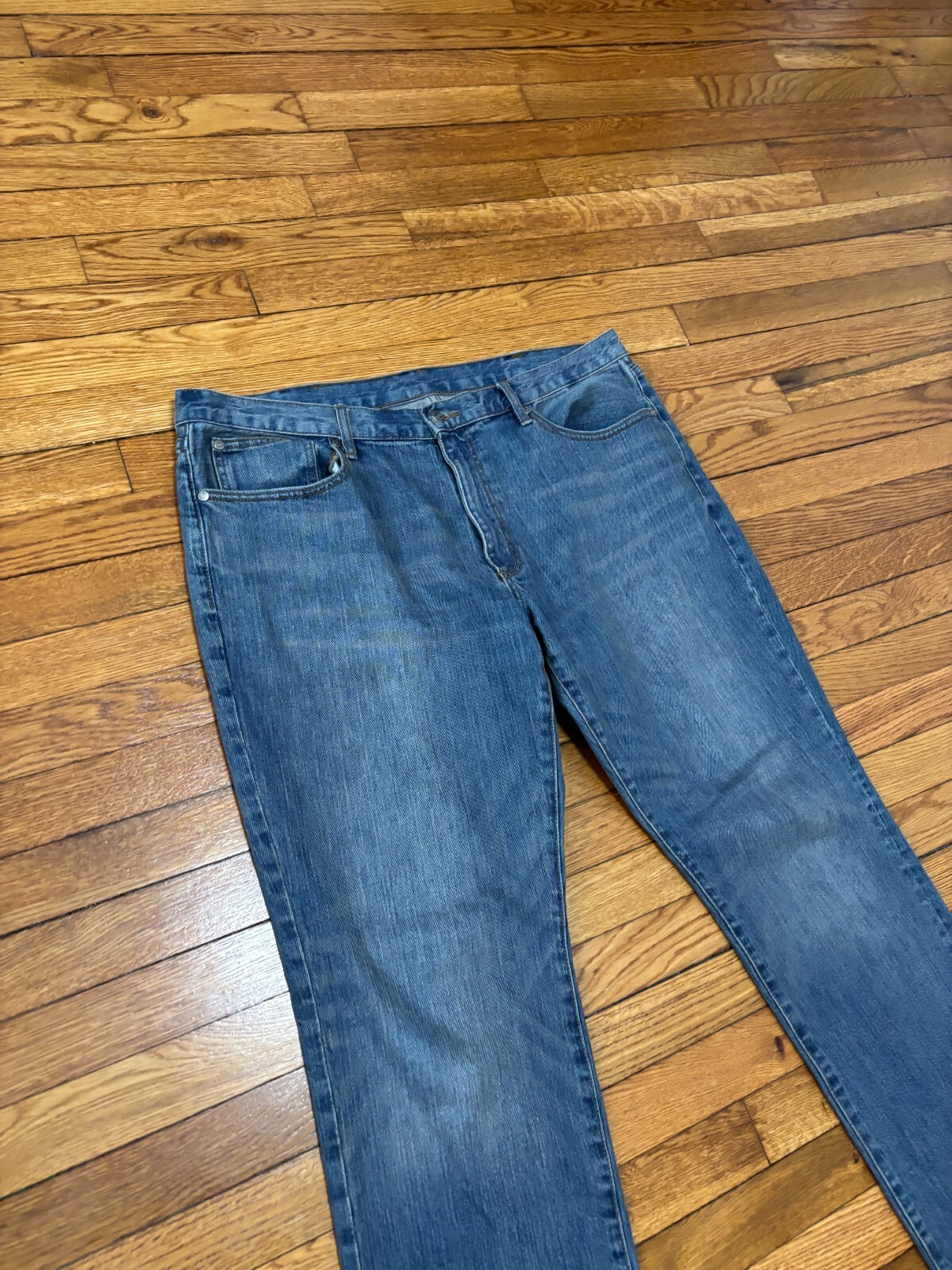 Picture 2 of 6