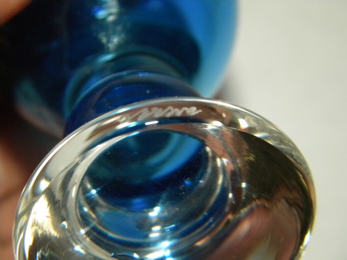 PERFUME DE COLECCIÓN AZUL JOVEN Y CONSTANTIN CON TAPÓN ART DECO VIDRIO AZUL COBALTO - Imagen 8 de 12