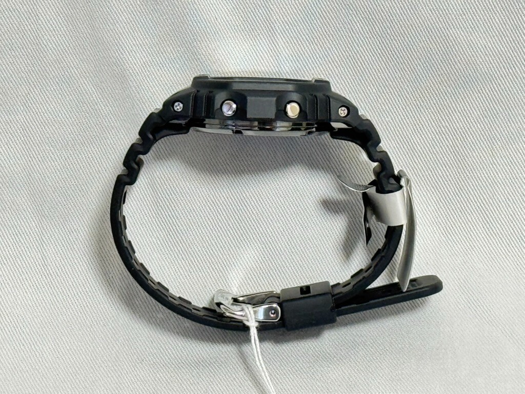 Picture 7 of 24