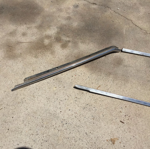 Toyota Celica 71 72 73 74 75 76 77 TA22 RA21 side trim chrome door coupe - Picture 2 of 4