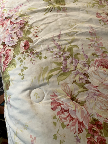 J.QUEEN NEW YORK COTTAGE CABBAGE ROSES COTTON COMFORTER ~ KING 92" X 107" - Picture 3 of 9