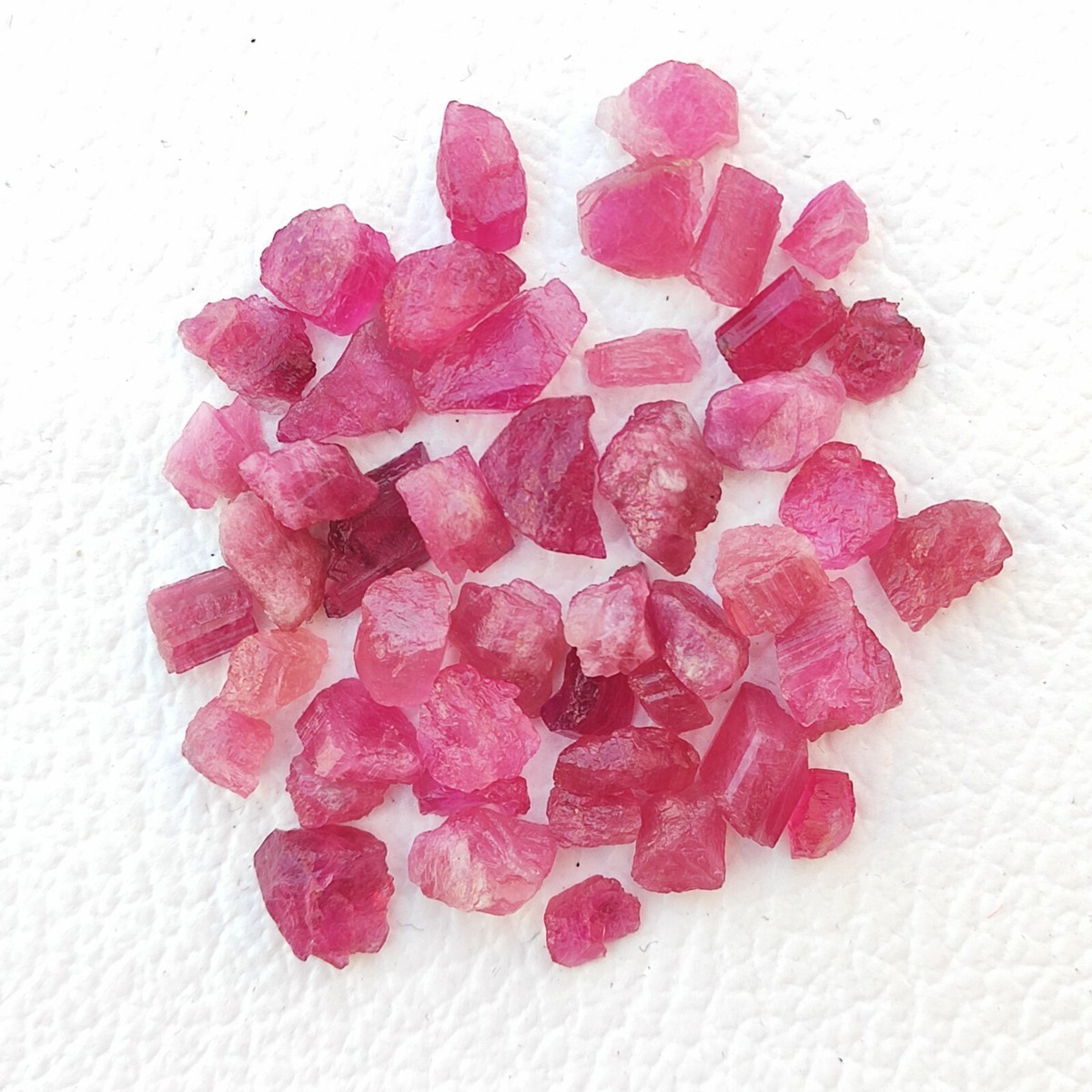 50ct Wholesale Pink Toumaline Rough Mineral Crystal Loose