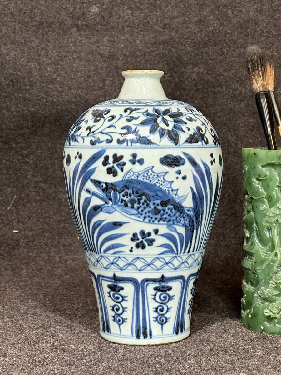 Blue & White Porcelain Meiping Vase - Fish Design Blue & White Porcelain Meiping Vase - Fish Design