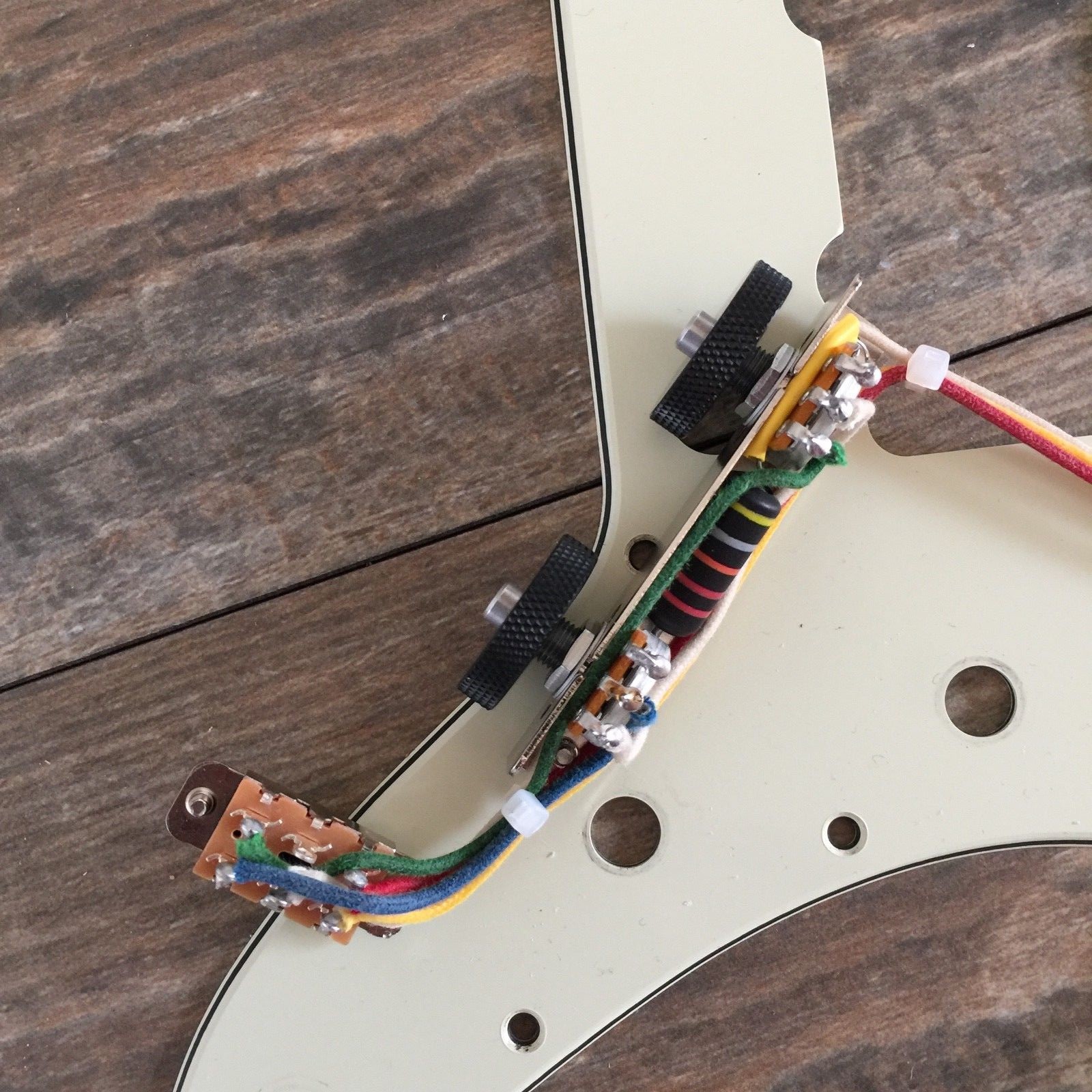 Estilo Vintage Jazzmaster Arnés De Cableado Cableado Cableado Alta Spec se ajusta Fender Usa Traditional 192209 Estilo Vintage Jazzmaster Arnés De Cableado Cableado Cableado Alta Spec se ajusta Fender Usa Traditional 192209