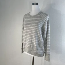 ACTIVE LIFE Clothing Striped Top Womens LG Asymmetrical Hem Gray White NWT