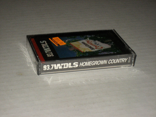 93.7 WDLS..HOMEGROWN COUNTRY(SEALED)DALLAS PA nice SEE PICS - Foto 3 di 3