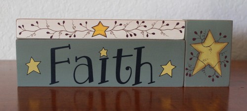 Country Style Wood Block Set Decor Heart Love Faith 3 pc set Gift Set - Picture 8 of 8