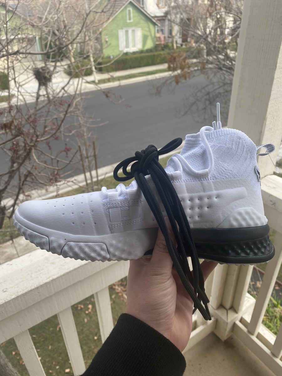 Under Armour ホワイト スパイク Cut in half: Under Armour SlipSpeed Mega Review (2025