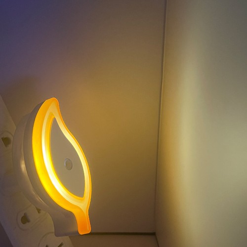 LED Night Lights Dust to Down Wall US EU Plug-in Auto Light Sensor Lamp For Kids - Picture 15 of 19