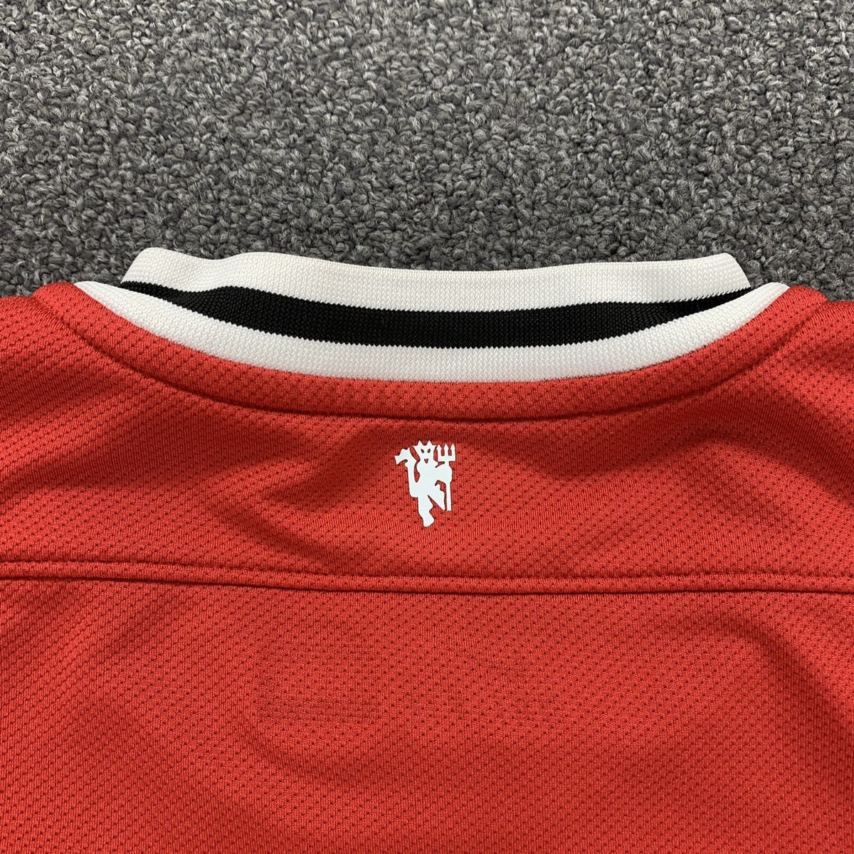 ♢﻿新品♢﻿Nike Manchester United Sサイズ Nike Manchester United Football Shirt Jersey Size S Red AON