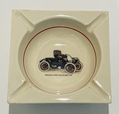 Set of 2 Vintage Oldsmobile Curved Dash Runabout/ Winton Automobile Ashtray - Picture 5 of 7