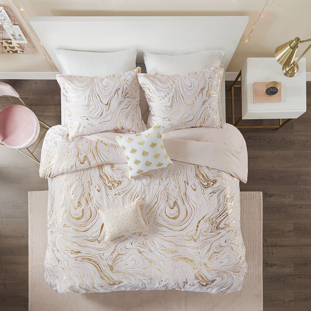 Abstract queen comforter set deals