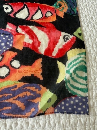 VINTAGE 1980s Echo Fish Scarf Womens Cotton Tropical Koi Pop Art Japan 33" x 34" - Picture 2 of 7