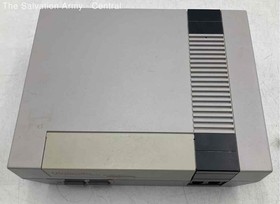 Nintendo NES Video Game Home Console System With Controllers And 4 Games